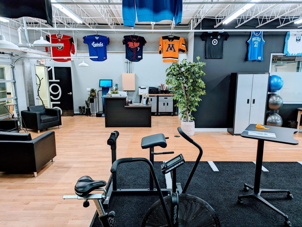 physical therapy space | PRO Therapy MN